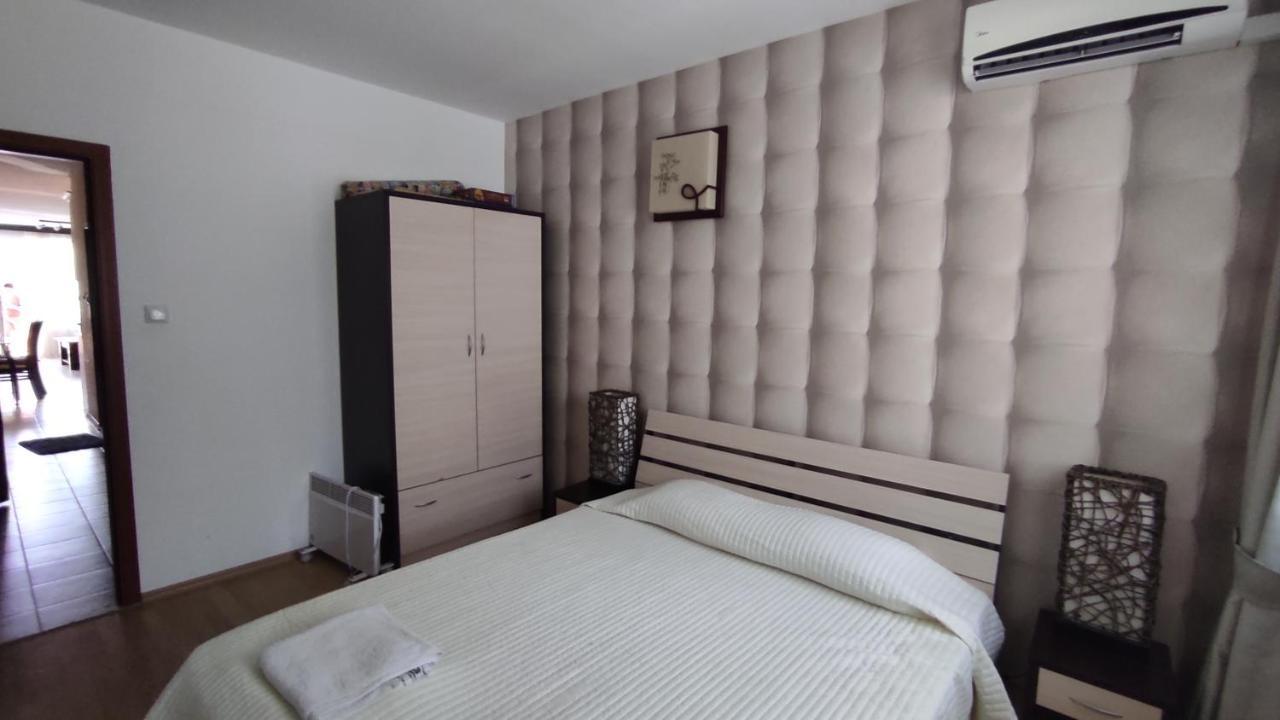 Dom-El Real Apartments In Sea View Complex Sveti Vlas Eksteriør bilde