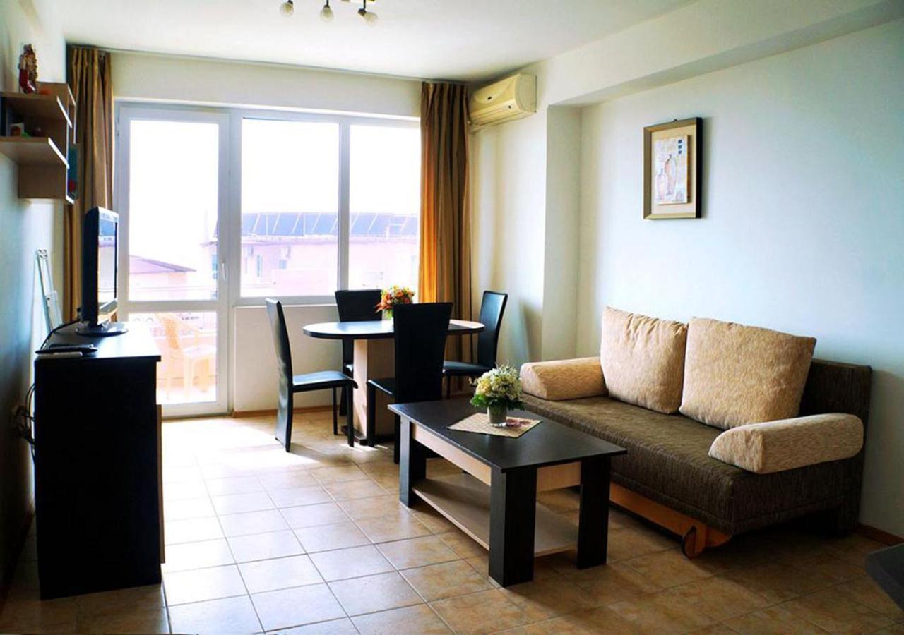 Dom-El Real Apartments In Sea View Complex Sveti Vlas Eksteriør bilde
